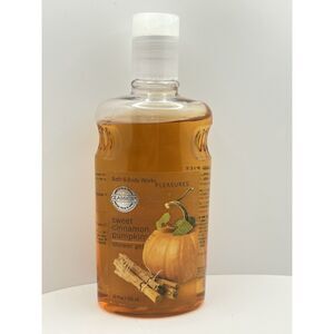 VTG Bath and Body Works Pleasures Sweet Cinnamon Pumpkin Shower Gel 10oz NEW
